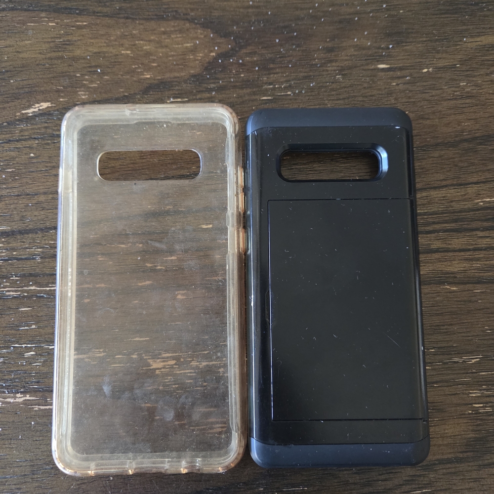 Sleek Black Protective Phone Case with Clear Cover